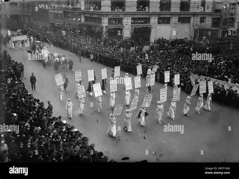 Der Women's Suffrage Movement: Eine bahnbrechende Epoche der Gleichberechtigung durch Woodrow Wilsons Widerstand